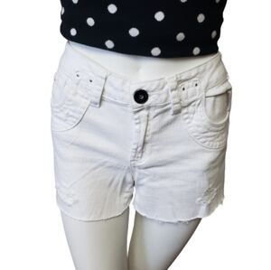 Reworked 725 Originals white distressed jean shorts with pockets size 11